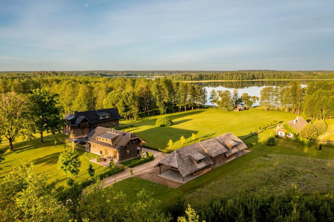 Kuliniai By Stirniai Lake Moletai District Екстер'єр фото