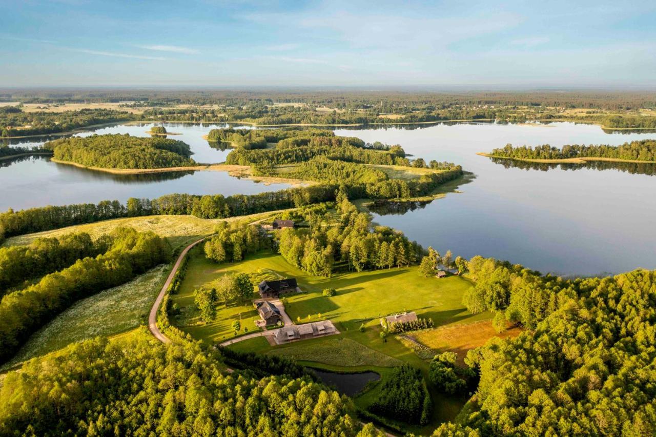 Kuliniai By Stirniai Lake Moletai District Екстер'єр фото